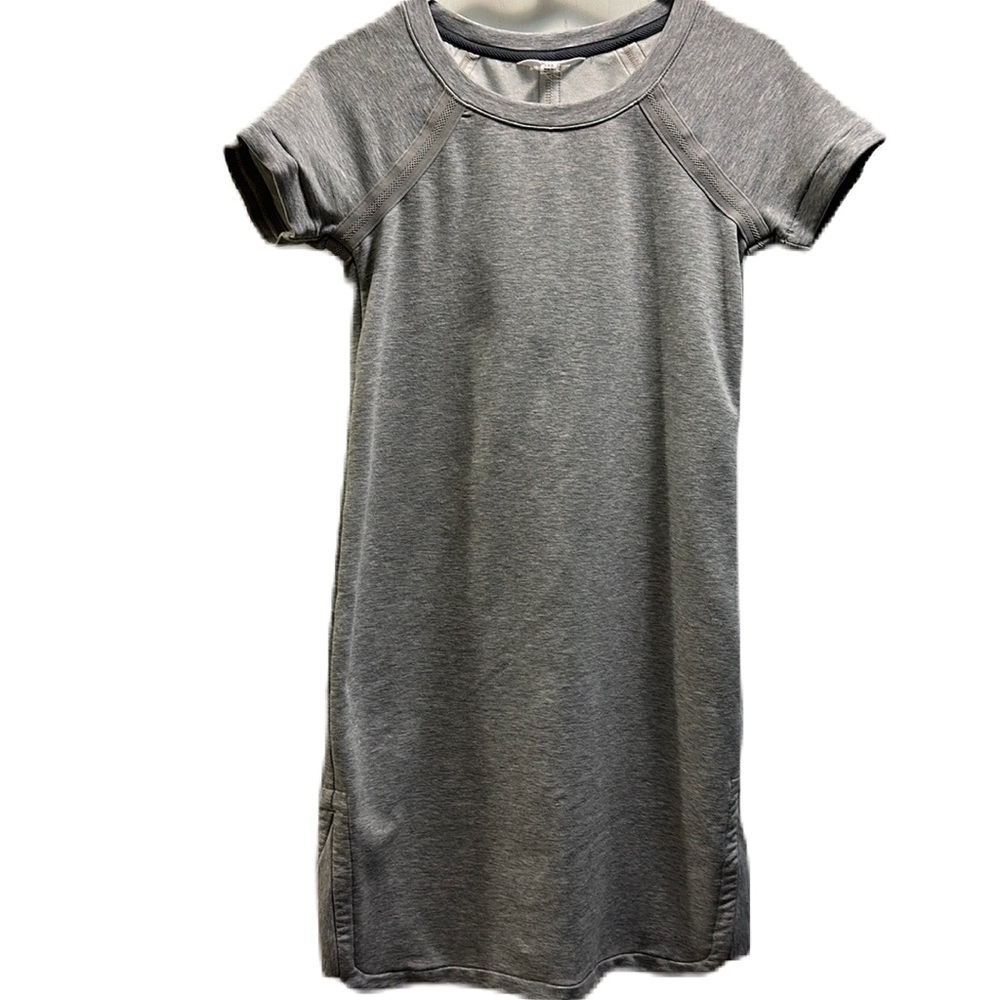 Athleta Pacer Short Sleeve Sweatshirt Dress. Size XSmall. Gently used good find